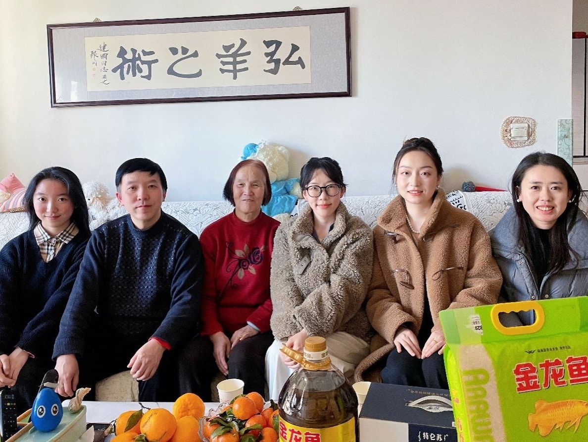 步履不停传温情 精准护航成长路——beat365英国官方网站寒假走访纪实