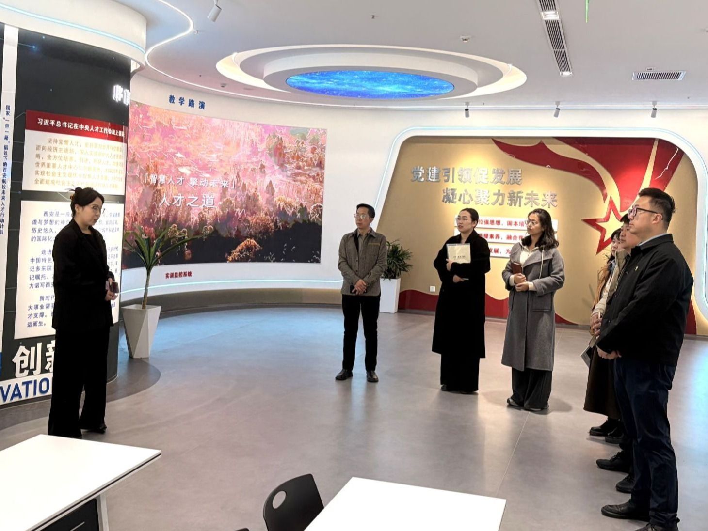 访企拓岗聚合力 产教融合促就业——beat365英国官方网站赴西安开展校企对接专项行动