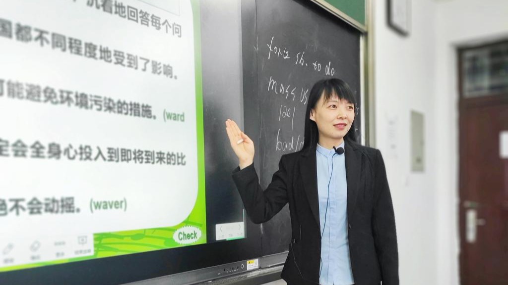 beat365英国官方网站英语教学团队教研项目取得新突破