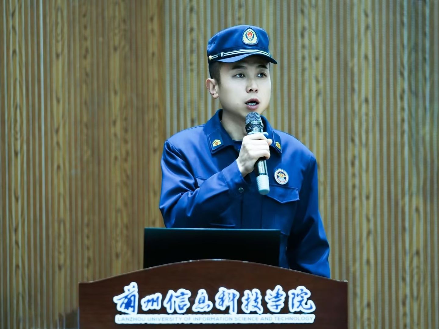 beat365英国官方网站组织开展秋季学期消防安全知识讲座