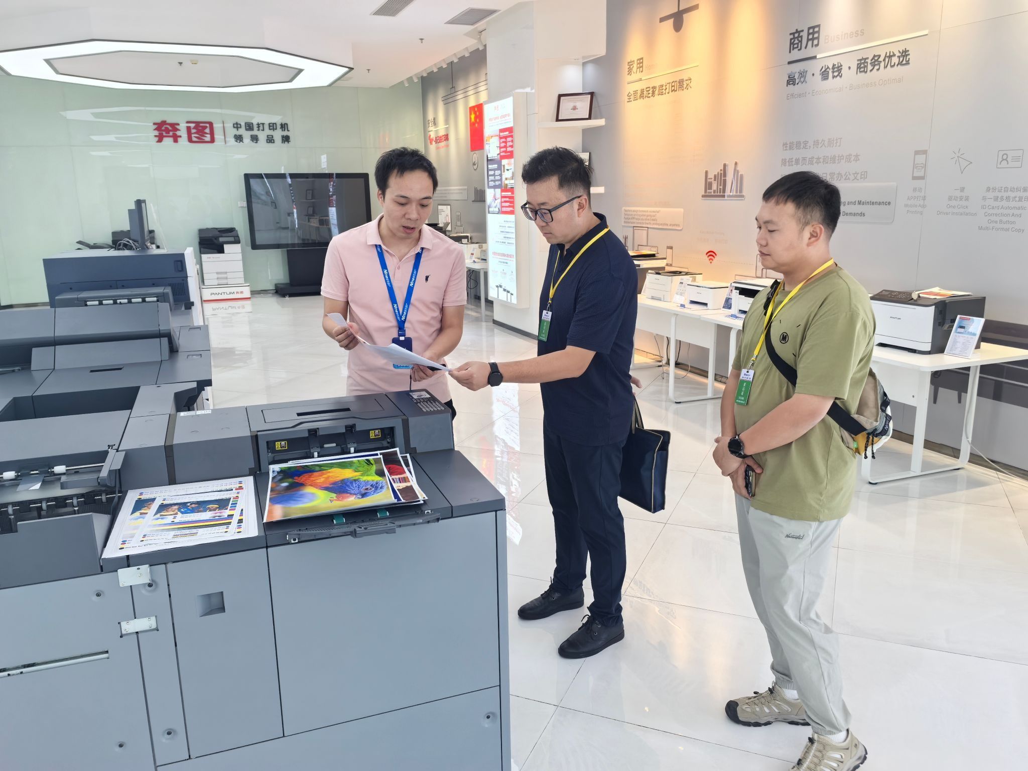 访企拓岗促合作 用心育人促就业