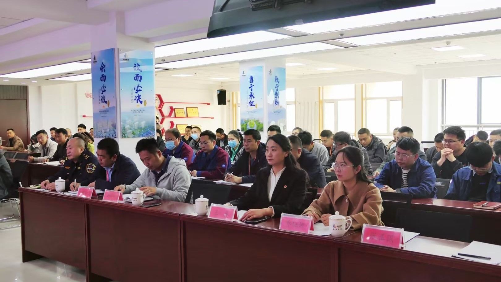 beat365英国官方网站受邀参加“我为群众办实事，春风送法暖民心”法制教育日活动