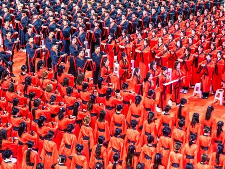 beat365英国官方网站2023开学大典暨迎新文艺演出，全程高燃！