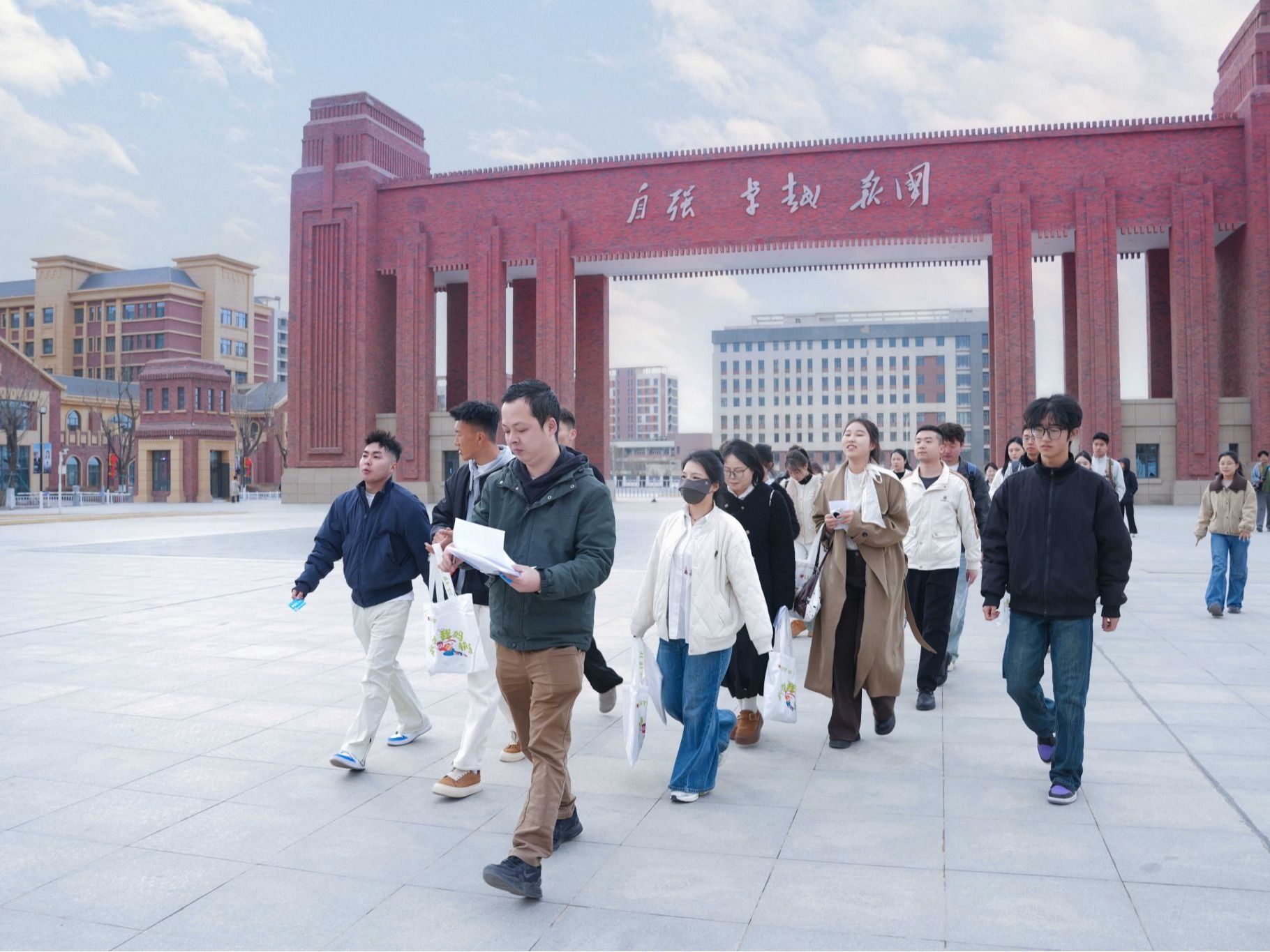 beat365英国官方网站2026年普通专升本免试生专业能力测试圆满结束