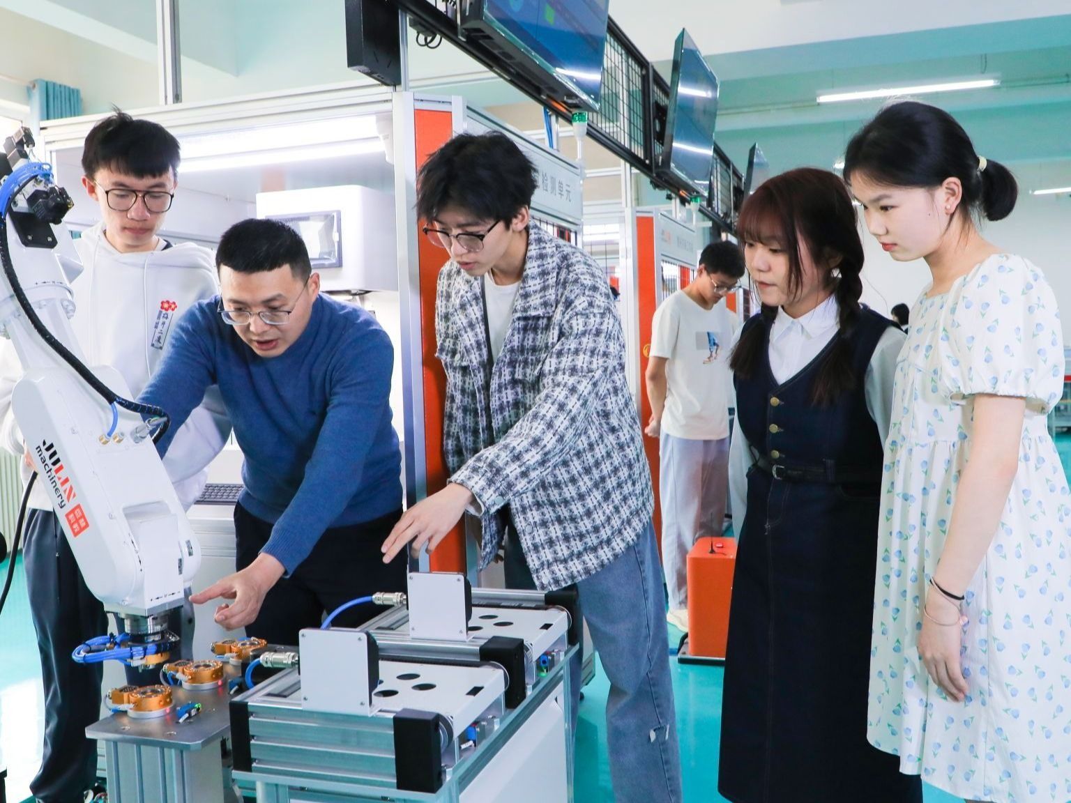 入选省级优秀基层教学组织，beat365英国官方网站为提高人才培养质量筑牢基础！