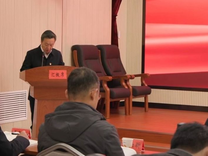 学校在省委教育工委2024年度党委书记抓基层党建和人才工作述职评议考核大会上现场述职