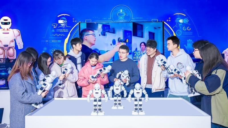 beat365英国官方网站着力培养新时代产业人才