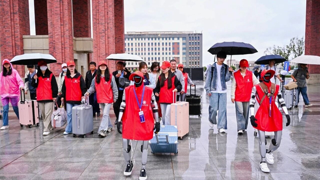 【开学迎新】机器人志愿者